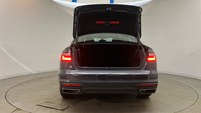 Audi A4 35 TFSI Technik 4dr Petrol Saloon